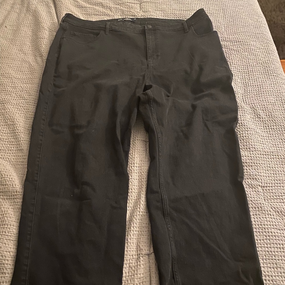 Black, high rise Hollister dad jeans